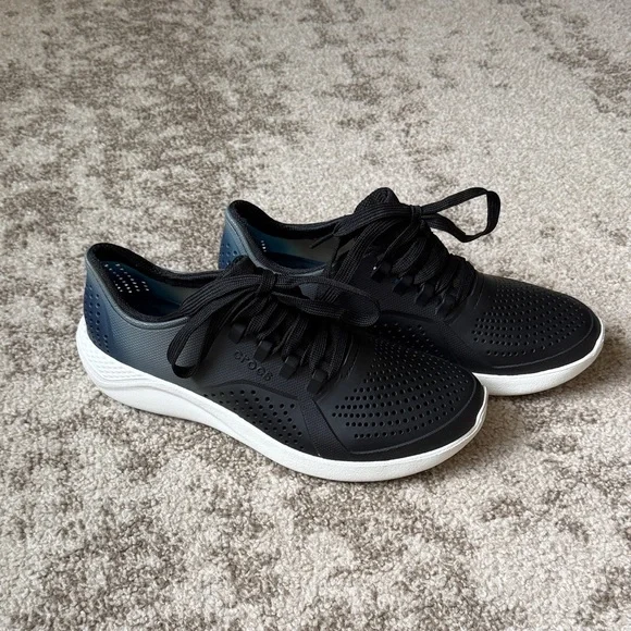 CROCS Black and Blue Athletic Shoes - Picture 1 of 6